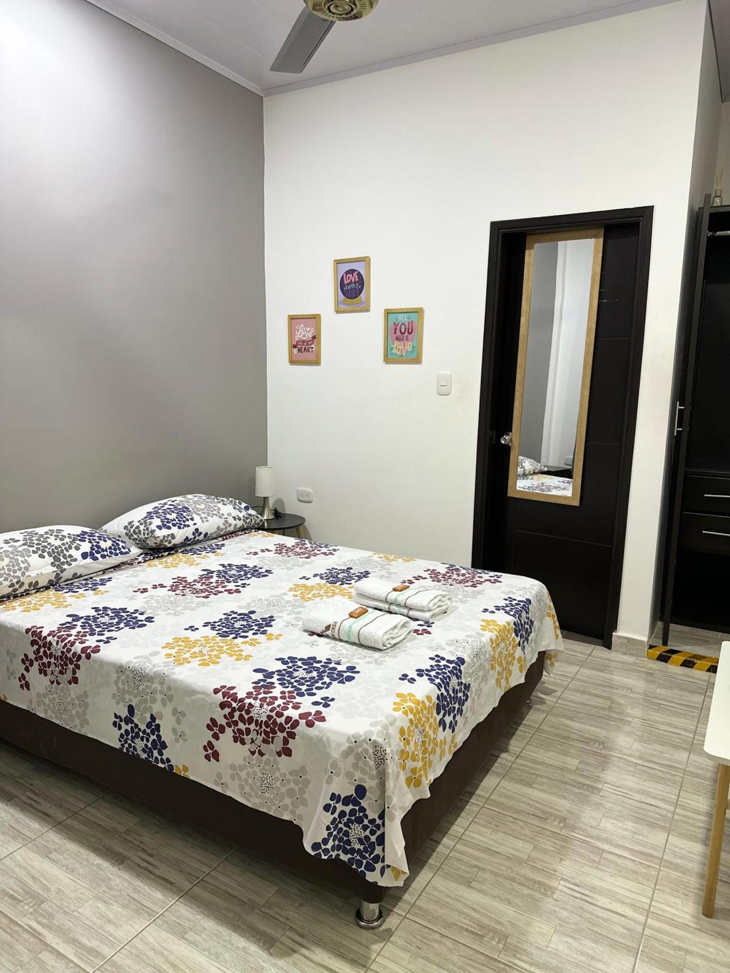 Como En Casa Ла-Дорада Екстер'єр фото